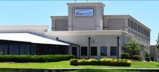 Bridgepointe Hotel&marina